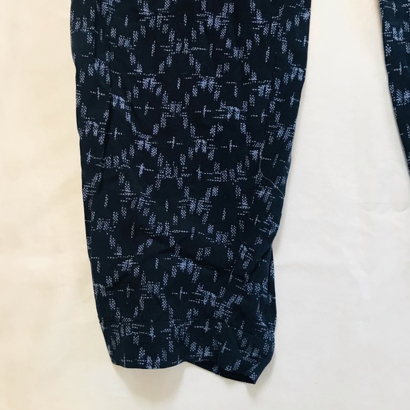 Old Navy Joggers - Picture 3 of 5